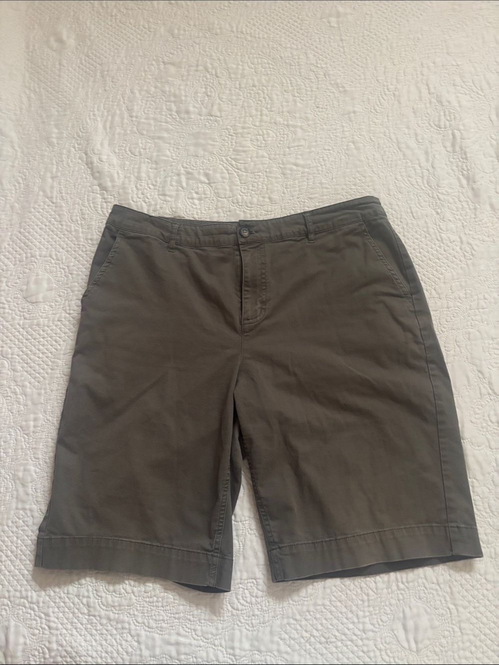 Denim& Co. Size 14 Classic Olive Green Cotton Shorts